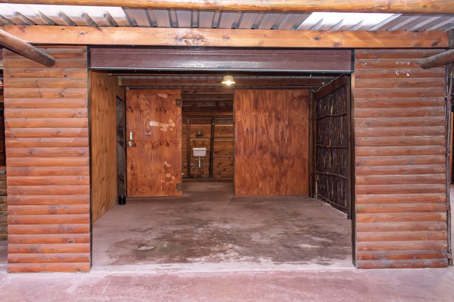 4 Bedroom Property for Sale in Theescombe Eastern Cape